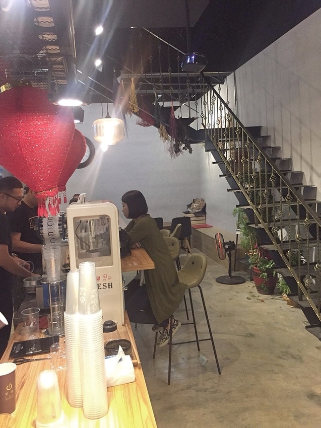 20180606_180606_0005.jpg 20180606_180606_0005.jpg