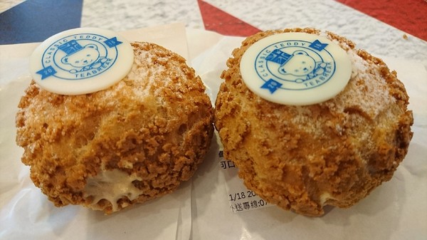 精典泰迪的奶茶舖：高雄彩虹市集~精典泰迪的奶茶舖~療癒系泰迪熊來高雄插旗~根本就是IG熱點~好拍到不要不要~