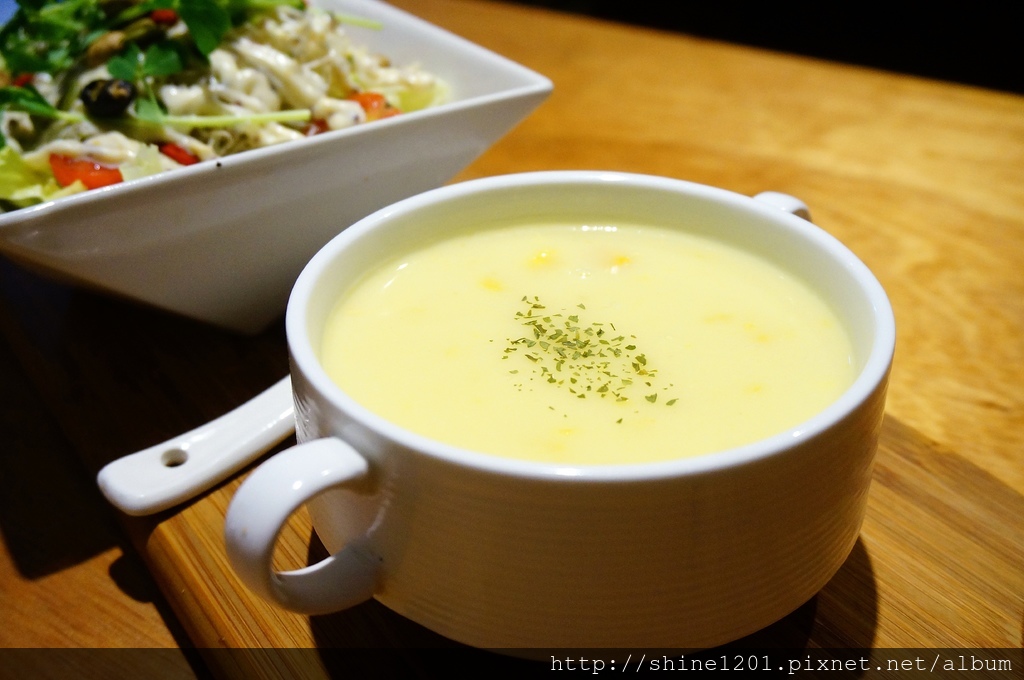 咱們三早午餐.下午茶 三重早午餐.菜寮站美食