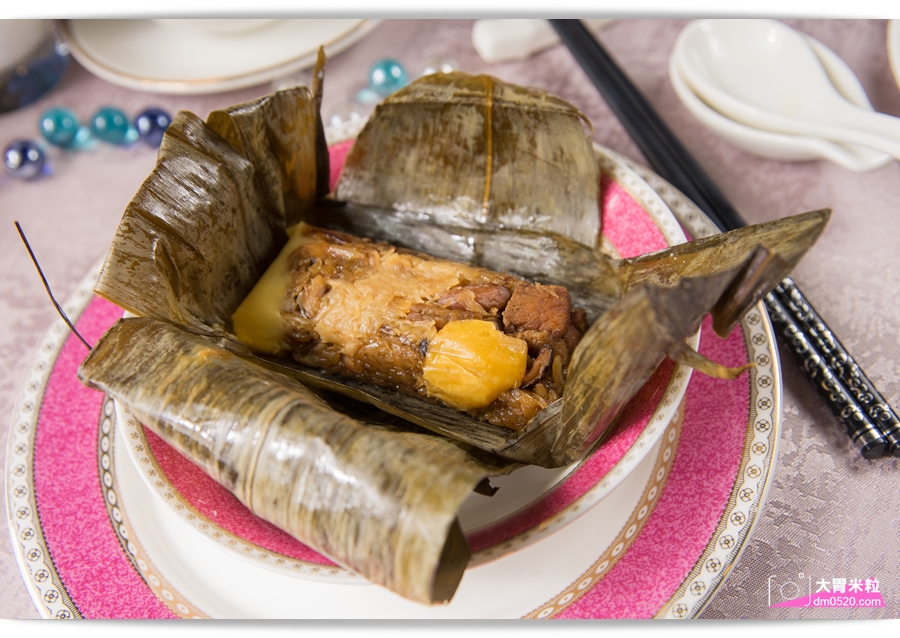 2018高雄母親節餐廳推薦,頂鮮擔仔麵高雄店,(原台南担仔麵高雄店),犒賞媽媽品嚐波士頓龍蝦海鮮大餐,5/1-5/13加碼抽dyson吹風機 - 大胃米粒 DAVID & MILLY