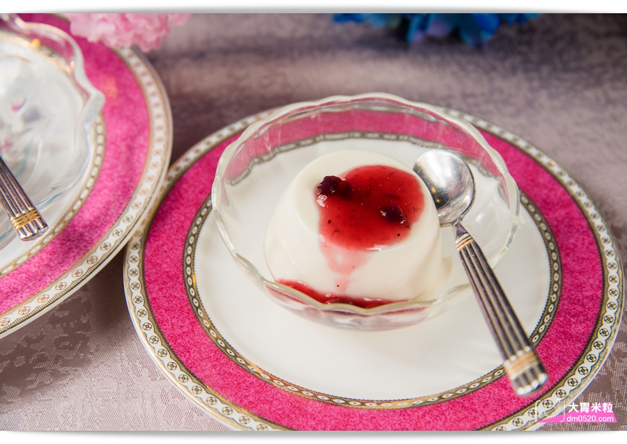 2018高雄母親節餐廳推薦,頂鮮擔仔麵高雄店,(原台南担仔麵高雄店),犒賞媽媽品嚐波士頓龍蝦海鮮大餐,5/1-5/13加碼抽dyson吹風機 - 大胃米粒 DAVID & MILLY