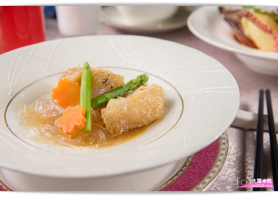 2018高雄母親節餐廳推薦,頂鮮擔仔麵高雄店,(原台南担仔麵高雄店),犒賞媽媽品嚐波士頓龍蝦海鮮大餐,5/1-5/13加碼抽dyson吹風機 - 大胃米粒 DAVID & MILLY