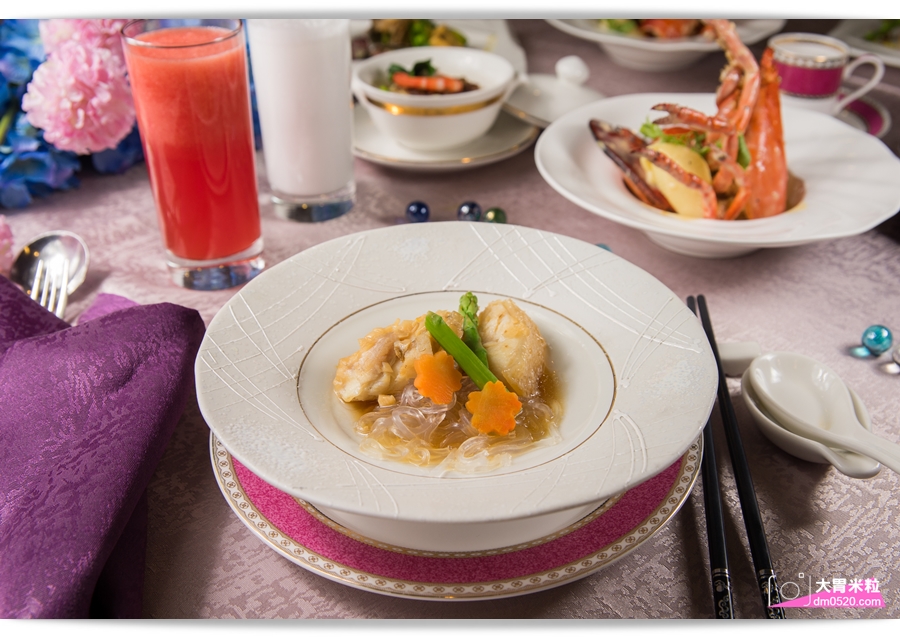 2018高雄母親節餐廳推薦,頂鮮擔仔麵高雄店,(原台南担仔麵高雄店),犒賞媽媽品嚐波士頓龍蝦海鮮大餐,5/1-5/13加碼抽dyson吹風機 - 大胃米粒 DAVID & MILLY