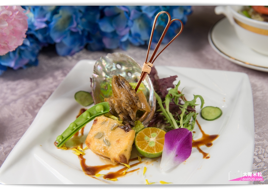 2018高雄母親節餐廳推薦,頂鮮擔仔麵高雄店,(原台南担仔麵高雄店),犒賞媽媽品嚐波士頓龍蝦海鮮大餐,5/1-5/13加碼抽dyson吹風機 - 大胃米粒 DAVID & MILLY