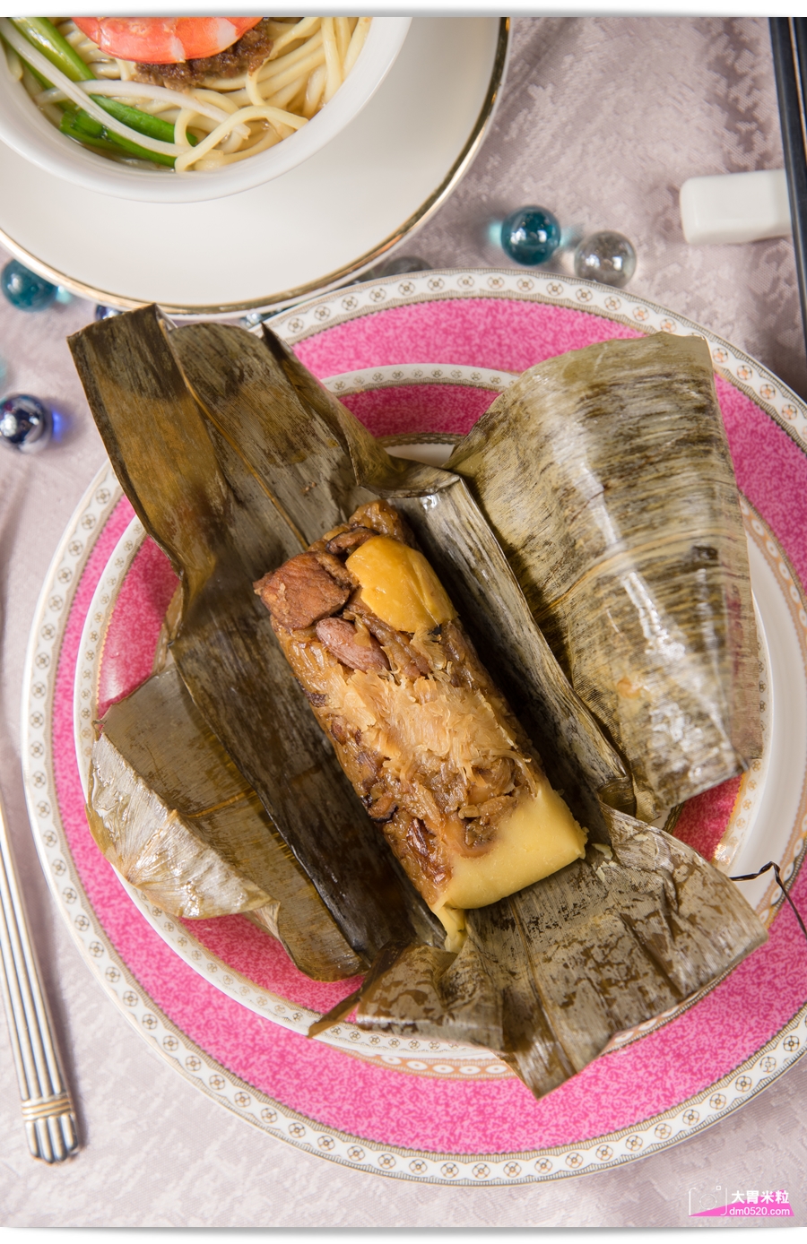 2018高雄母親節餐廳推薦,頂鮮擔仔麵高雄店,(原台南担仔麵高雄店),犒賞媽媽品嚐波士頓龍蝦海鮮大餐,5/1-5/13加碼抽dyson吹風機 - 大胃米粒 DAVID & MILLY