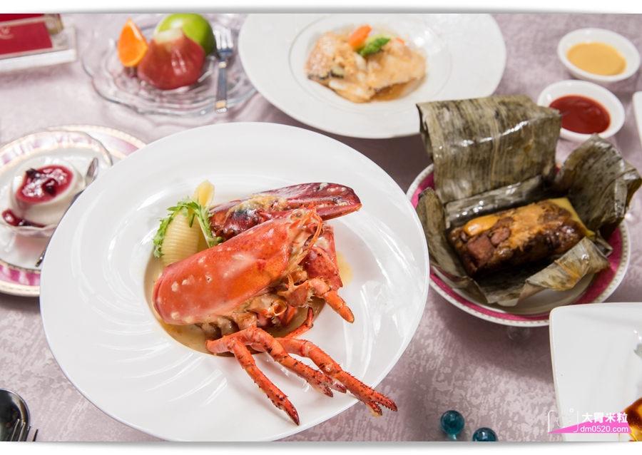 2018高雄母親節餐廳推薦,頂鮮擔仔麵高雄店,(原台南担仔麵高雄店),犒賞媽媽品嚐波士頓龍蝦海鮮大餐,5/1-5/13加碼抽dyson吹風機 - 大胃米粒 DAVID & MILLY