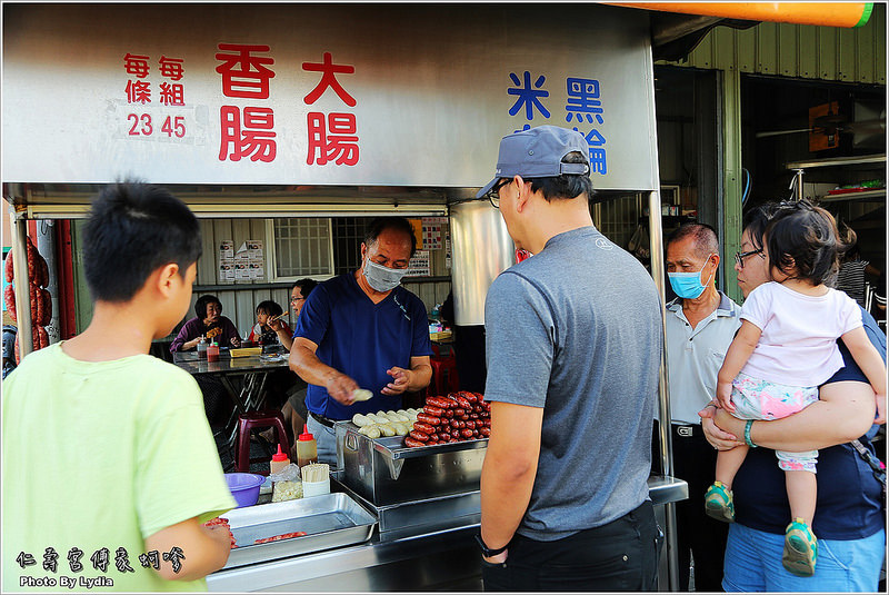 【食記│台南】歸仁仁壽宮前的傅家の蚵嗲~歸仁在地人推薦/台式下午茶/黑輪米血一支七元銅板價/必點炸甜不辣、炸雞翅