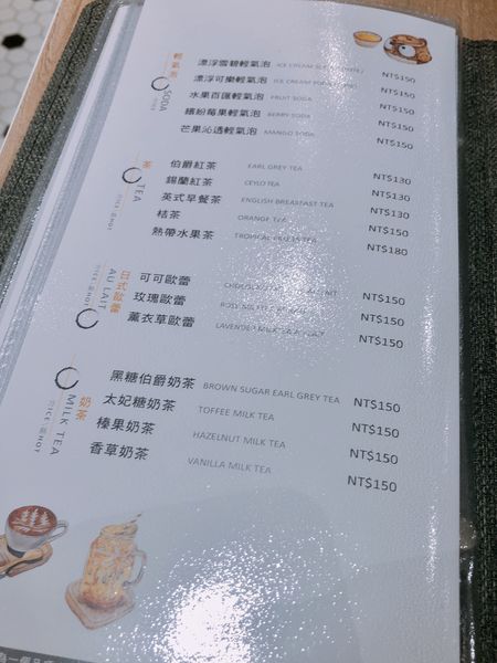 捷運台北車站✿Woosaパンケーキ 屋莎鬆餅屋✿入口即化雲朵鬆餅與起司瀑布和牛堡 ! ! ! 值得排隊的仙滋味~