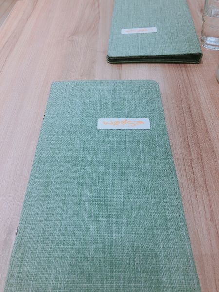 捷運台北車站✿Woosaパンケーキ 屋莎鬆餅屋✿入口即化雲朵鬆餅與起司瀑布和牛堡 ! ! ! 值得排隊的仙滋味~