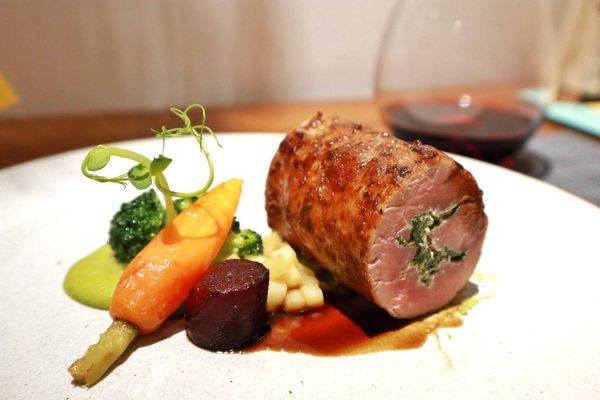 TABLE FOR ONE 一人餐桌