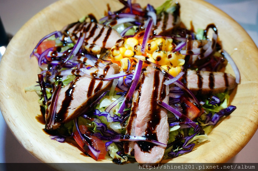 鬍子叔叔義麵工坊 新莊板橋美食聚餐 新莊板橋牛排.義大利麵美食