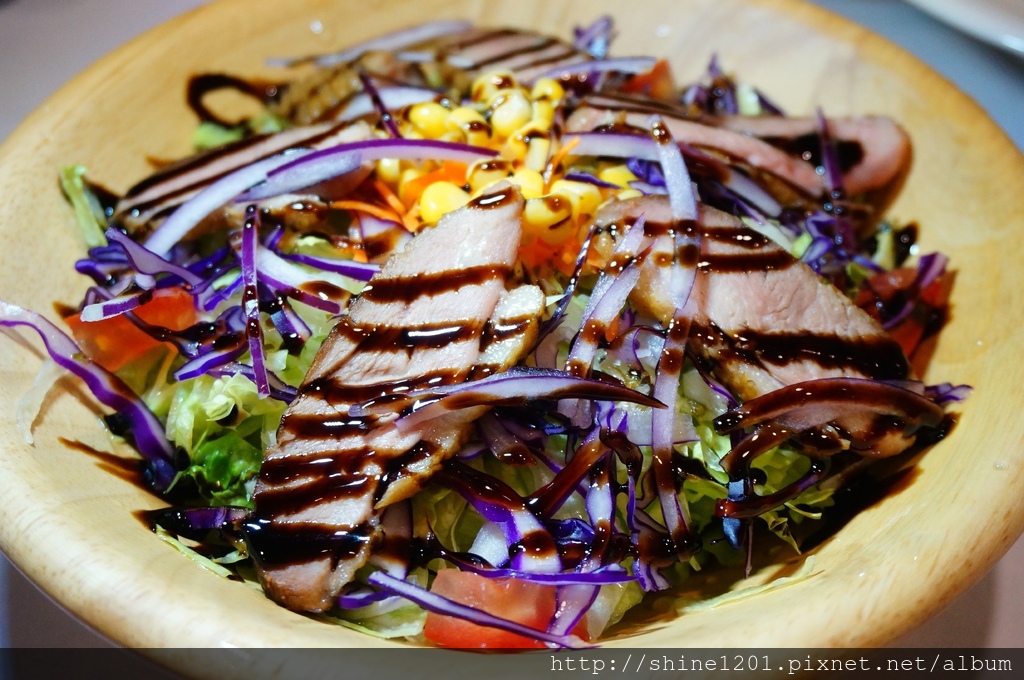 鬍子叔叔義麵工坊 新莊板橋美食聚餐 新莊板橋牛排.義大利麵美食