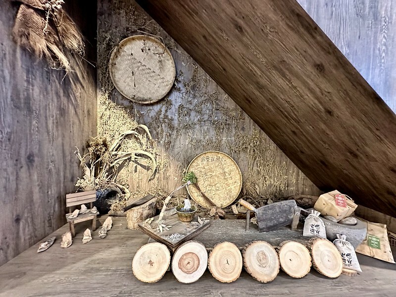 【台灣，台北市，萬華區】老濟安(Healing Herbar）顛覆想像的青草店，變身成了文青風十足的手沖茶吧。（萬華茶店，萬華伴手禮）