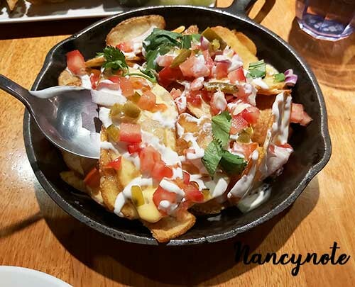 南崁美食: Chophouse恰好食美式餐廳 餐點豐富多樣，高人氣漢堡、風味飯、義大利麵一應俱全 - 小N手札 Nancynote