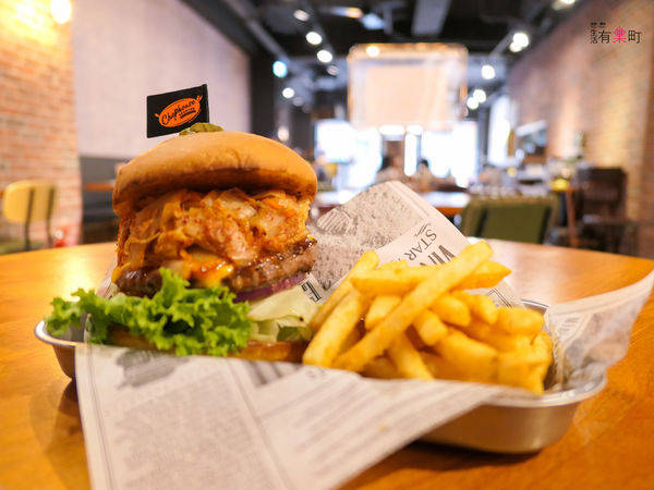 【桃園蘆竹美食】Chophouse恰好食美式餐廳:南崁聚餐好去處,與好友家人沉浸在工業風格裡聊天吧;早午餐漢堡全天供應,夏威夷熔岩漢堡排風味飯推薦-1100503.jpg 【桃園蘆竹美食】Chophouse恰好食美式餐廳:南崁聚餐好去處,與好友家人沉浸在工業風格裡聊天吧;早午餐漢堡全天供應,夏威夷熔岩漢堡排風味飯推薦-1100503.jpg
