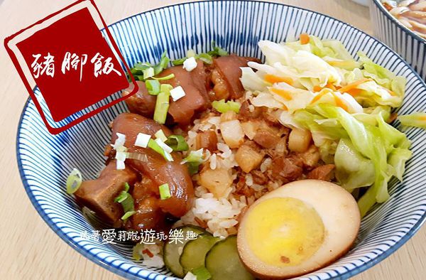 23618905_1605615506126330_1017693790_n