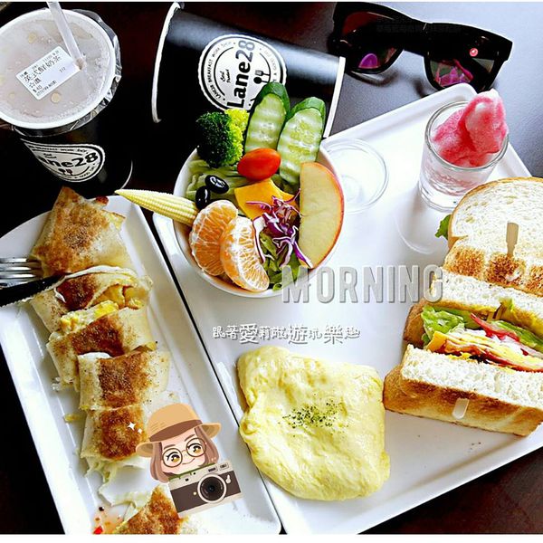 23899494_1612626358758578_598377878_n