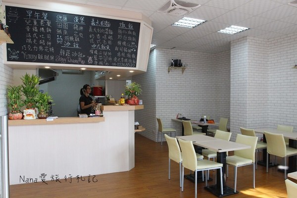 香郡 Shiny Dream:台中香郡Shiny Dream早午餐,巷弄早午餐美味豐富份量多,cp值高照燒雞腿排總匯三明治