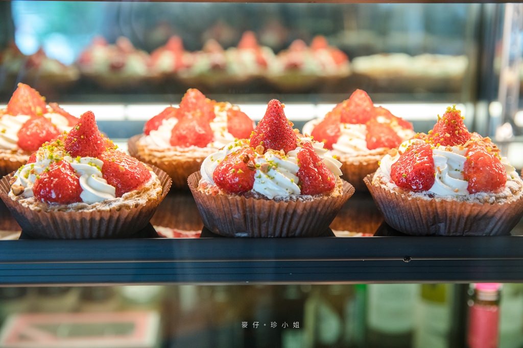 好米亞餐酒館GOODIES CUISINE~東區約會生日聚餐餐廳推薦!從前菜到甜點料理道道精彩~鴨胸 戰斧豬排 龍蝦海膽義大利麵必點 - 麥仔の生活日記