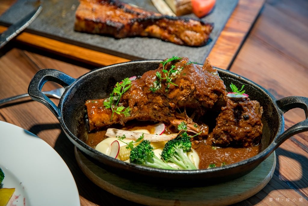 好米亞餐酒館GOODIES CUISINE~東區約會生日聚餐餐廳推薦!從前菜到甜點料理道道精彩~鴨胸 戰斧豬排 龍蝦海膽義大利麵必點 - 麥仔の生活日記