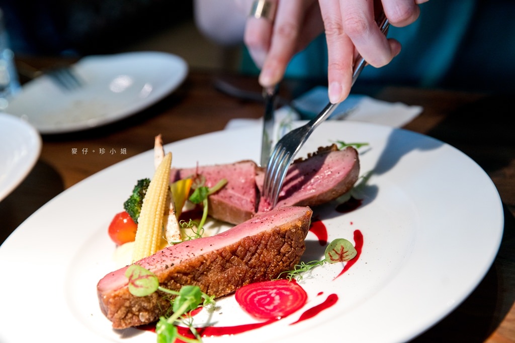 好米亞餐酒館GOODIES CUISINE~東區約會生日聚餐餐廳推薦!從前菜到甜點料理道道精彩~鴨胸 戰斧豬排 龍蝦海膽義大利麵必點 - 麥仔の生活日記