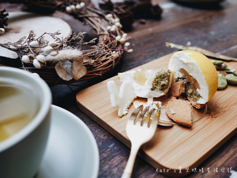 有甘田 WannaEat好想吃甜點 中秋套餐 有甘甜中秋套餐 東區甜點推薦 信義區甜點推薦 茶膠囊推薦 茶膠囊是什麼 堅果禮盒 私奔到月球 WannaEat好想吃甜點中秋套餐18.jpg