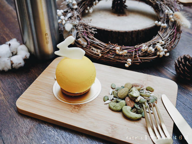 有甘田 WannaEat好想吃甜點 中秋套餐 有甘甜中秋套餐 東區甜點推薦 信義區甜點推薦 茶膠囊推薦 茶膠囊是什麼 堅果禮盒 私奔到月球 WannaEat好想吃甜點中秋套餐13.jpg