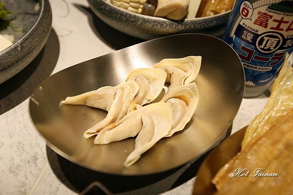 有你真好.火鍋沙龍(有你真好.火鍋沙龍):【台南美食】藝廊般的質感火鍋店!精燉湯頭,細挑食材的鮮味:有你真好火鍋沙龍