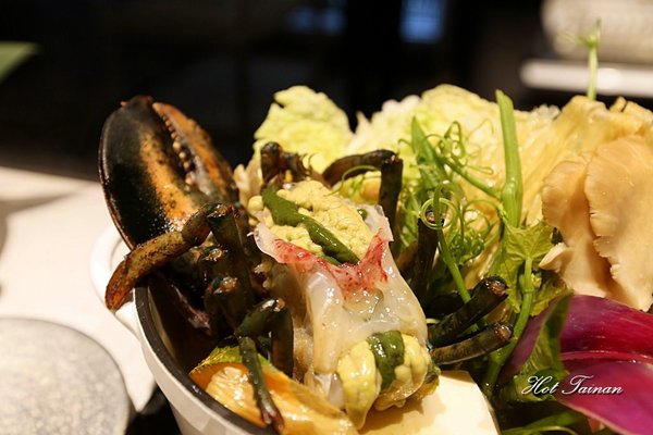 有你真好.火鍋沙龍(有你真好.火鍋沙龍):【台南美食】藝廊般的質感火鍋店!精燉湯頭,細挑食材的鮮味:有你真好火鍋沙龍