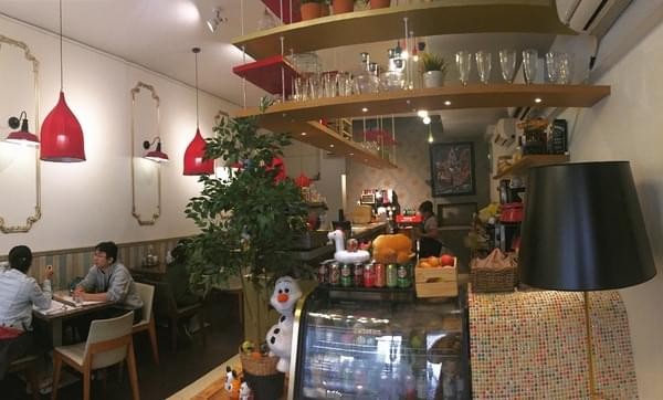 莫菲雅料理廚房：莫菲雅料理廚房：近大遠百/早午餐/咖啡廳/義大利料理/漢堡/鬆餅---套餐分量吃超飽( *´◒`*)!!!