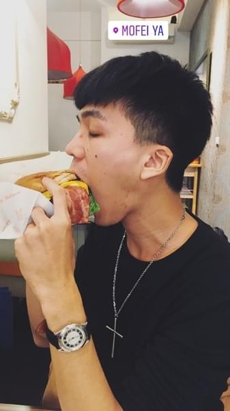 莫菲雅料理廚房：莫菲雅料理廚房：近大遠百/早午餐/咖啡廳/義大利料理/漢堡/鬆餅---套餐分量吃超飽( *´◒`*)!!!