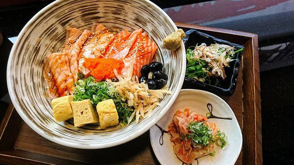 33028730_1883978634967150_5494679063387701248_n