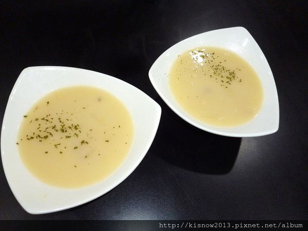 椰芭森林義麵坊：位於致理科技大學附近,平價又美味的義大利麵-椰芭森林義麵坊体驗心得