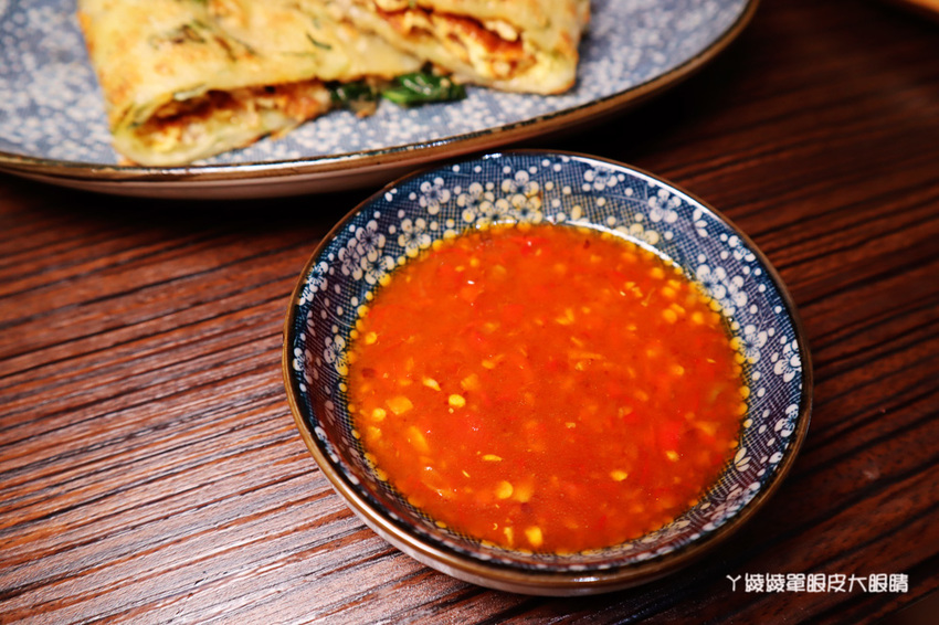 新竹下午茶外送推薦郭記餡餅王!城隍廟附近美食越來越狂啦!爆漿鮮蚵蔥油餅限量供應