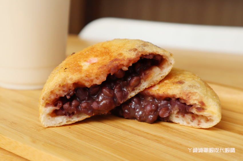 新竹下午茶外送推薦郭記餡餅王!城隍廟附近美食越來越狂啦!爆漿鮮蚵蔥油餅限量供應