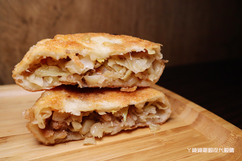 新竹下午茶外送推薦郭記餡餅王!城隍廟附近美食越來越狂啦!爆漿鮮蚵蔥油餅限量供應