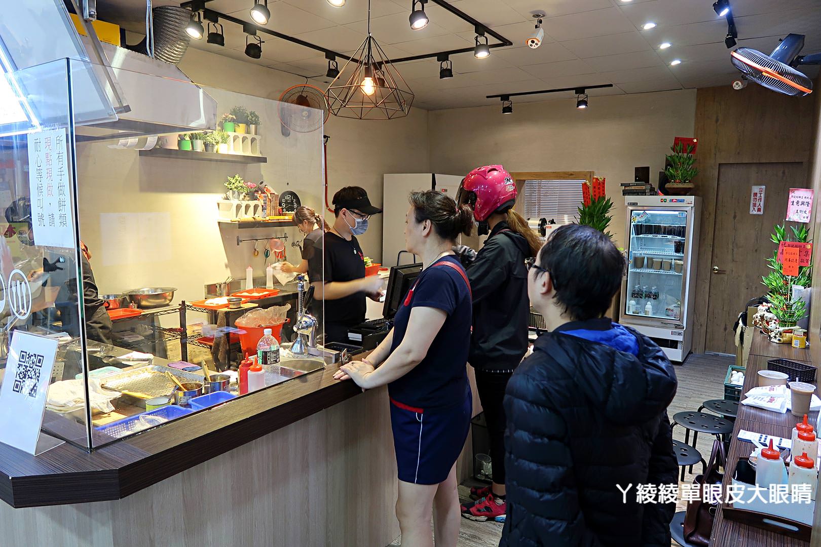 新竹好吃餡餅推薦！三十年老店加開《郭記餡餅王 西大店》傳承古早味，下午營業到宵夜