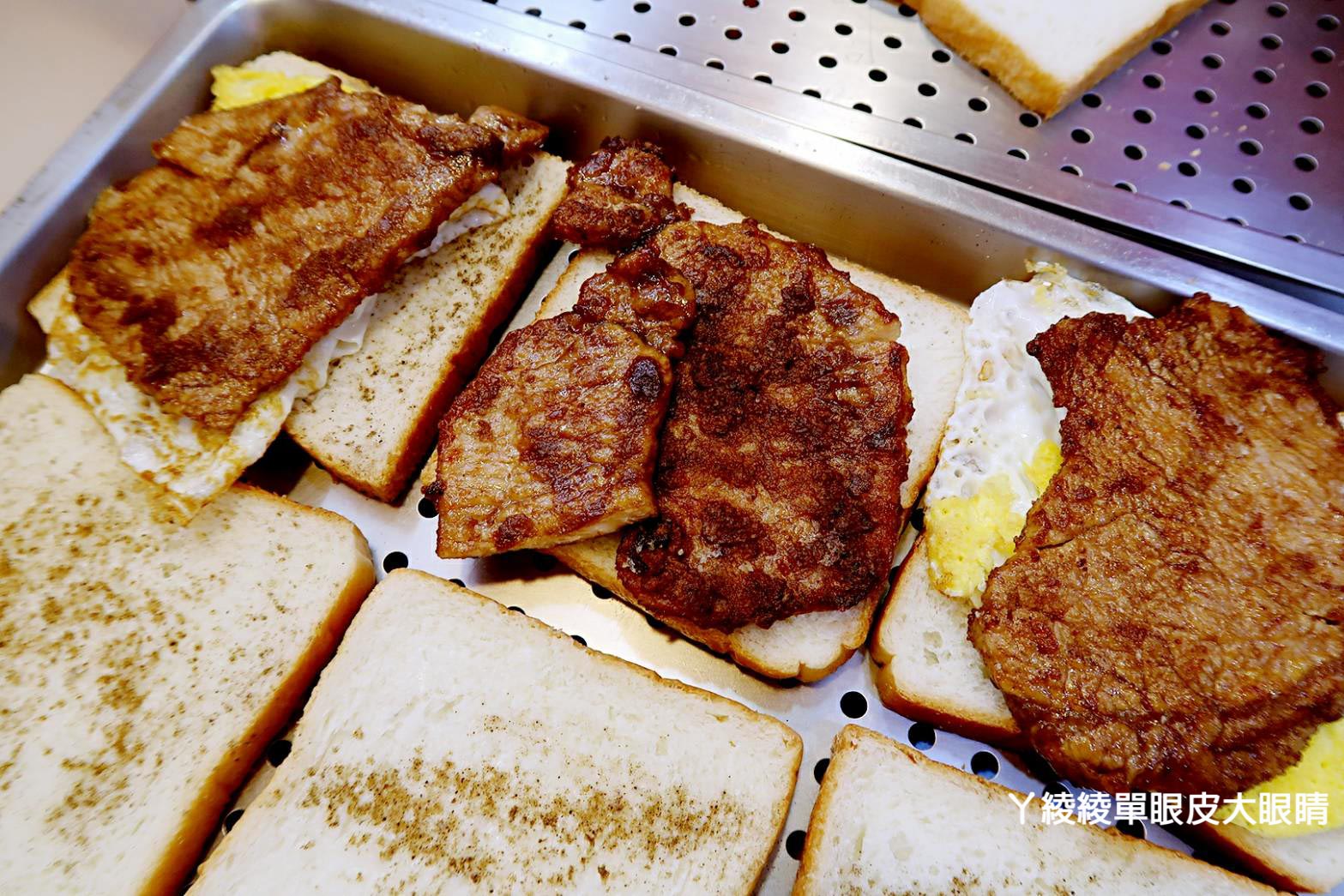 新竹早餐、下午茶、宵夜通通都吃得到的吐司專賣店！《朝司暮想 遠百店》不限金額外送市區！文末抽獎