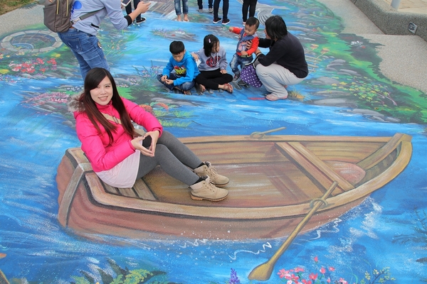頂魚寮公園:【台中梧棲景點】頂魚寮公園-藍色鯨魚溜滑梯,好拍的3D彩繪海底世界,台中親子快樂園地