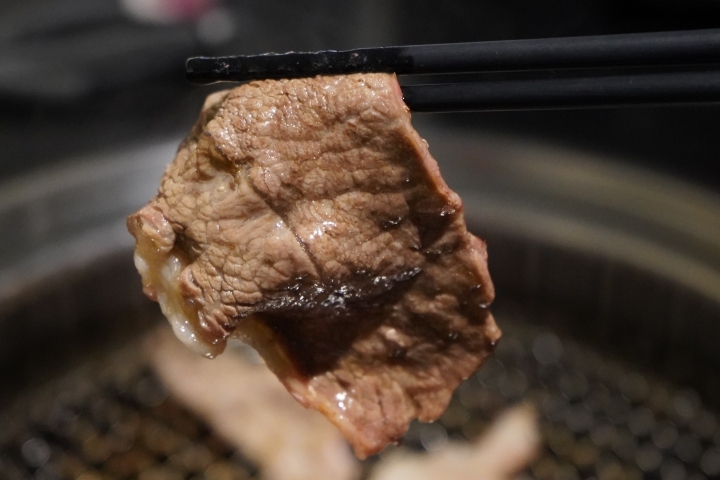 【桃園/中壢 美食】「狩也無煙燒肉」：中壢燒肉吃到飽/超值天使紅蝦吃到飽/霜降牛厚切/豐盛肉品跟海鮮/無肉不歡/肉肉控的狂歡時刻