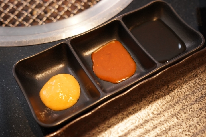 【桃園/中壢 美食】「狩也無煙燒肉」：中壢燒肉吃到飽/超值天使紅蝦吃到飽/霜降牛厚切/豐盛肉品跟海鮮/無肉不歡/肉肉控的狂歡時刻