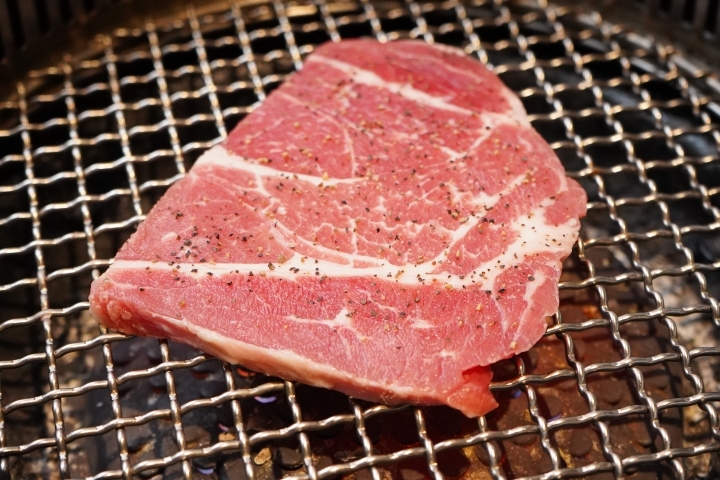 【桃園/中壢 美食】「狩也無煙燒肉」：中壢燒肉吃到飽/超值天使紅蝦吃到飽/霜降牛厚切/豐盛肉品跟海鮮/無肉不歡/肉肉控的狂歡時刻