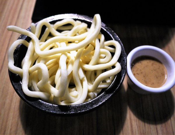 鮮入圍煮-精緻鍋物：【板橋/火鍋】 鮮入圍煮-精緻鍋物，活波士頓龍蝦鍋，活沙公鍋～滿滿的頂級海鮮～文末有完整菜單