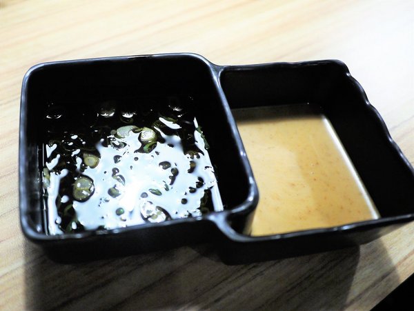 鮮入圍煮-精緻鍋物：【板橋/火鍋】 鮮入圍煮-精緻鍋物，活波士頓龍蝦鍋，活沙公鍋～滿滿的頂級海鮮～文末有完整菜單