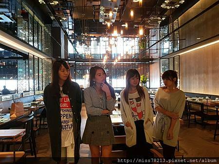 撈王鍋物料理台灣1號店台北信義區美食必點胡椒豬肚雞湯湯頭