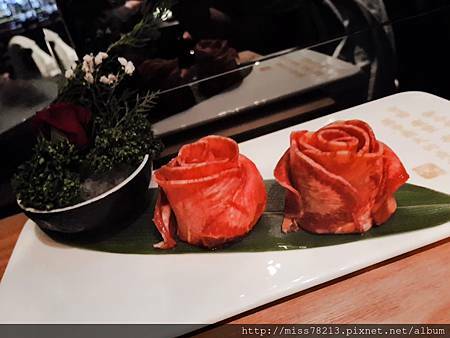 撈王鍋物料理台灣1號店台北信義區美食必點胡椒豬肚雞湯湯頭