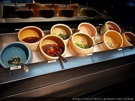 撈王鍋物料理台灣1號店台北信義區美食必點胡椒豬肚雞湯湯頭