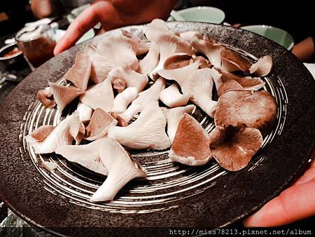 撈王鍋物料理台灣1號店台北信義區美食必點胡椒豬肚雞湯湯頭