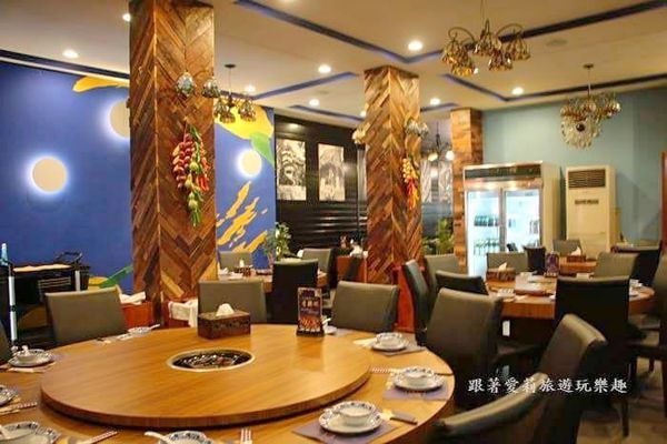 23667374_1608434665844414_415585675_n