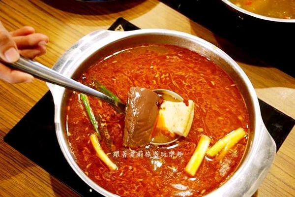 23667508_1608434562511091_1579953119_n